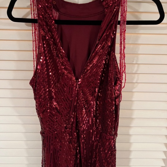 Red/ maroon Evening gown - Picture 5 of 7